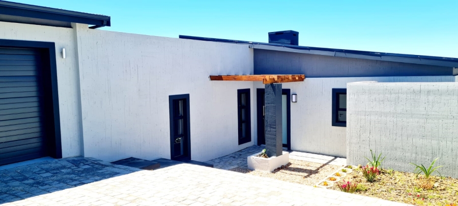 4 Bedroom Property for Sale in Welgelegen Western Cape